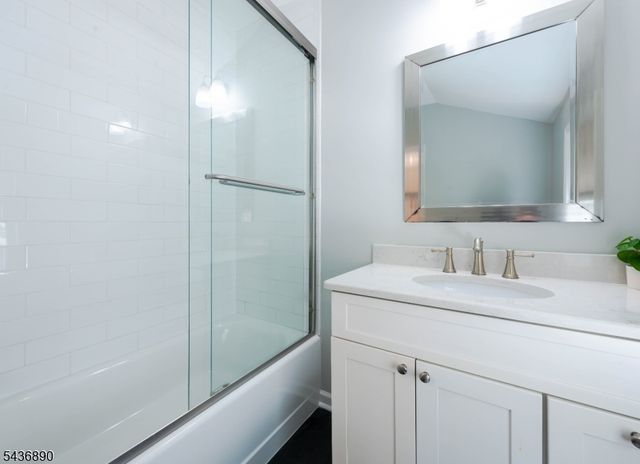 83 Hilltop Trl, Sparta Twp., NJ 07871