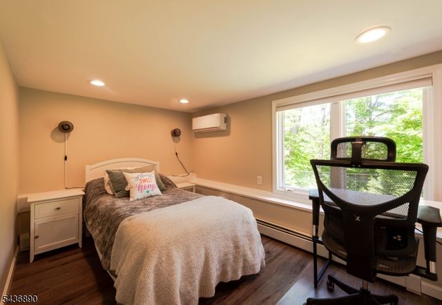83 Hilltop Trl, Sparta Twp., NJ 07871