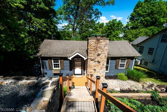 83 Hilltop Trl, Sparta Twp., NJ 07871