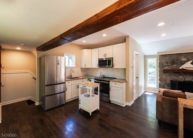 83 Hilltop Trl, Sparta Twp., NJ 07871