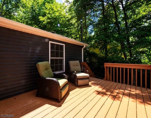 83 Hilltop Trl, Sparta Twp., NJ 07871