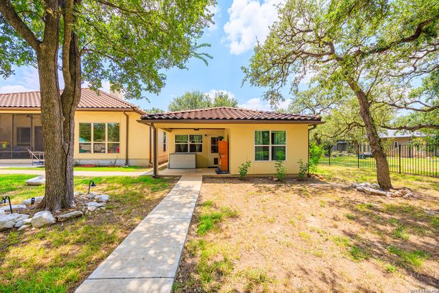 26511 Forest Link, New Braunfels, TX 78132