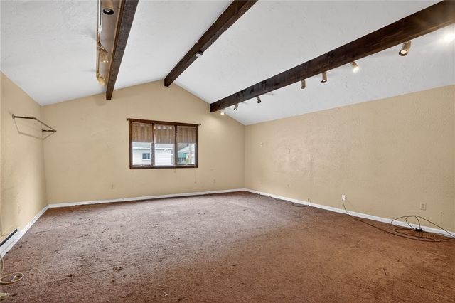 1212 Woodward Ave, Mckees Rocks, PA 15136