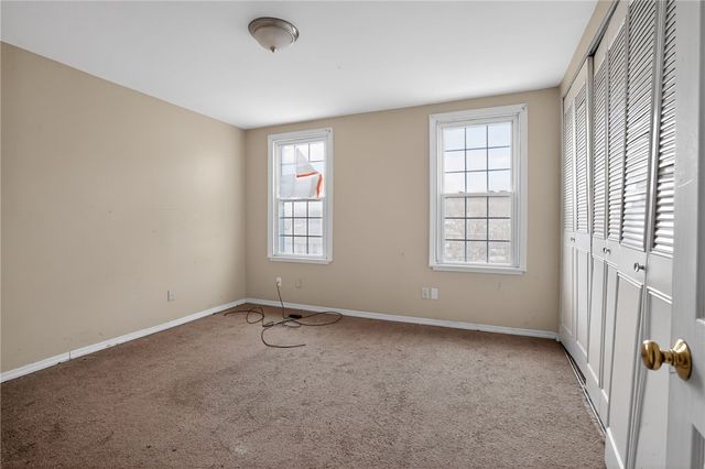 1212 Woodward Ave, Mckees Rocks, PA 15136