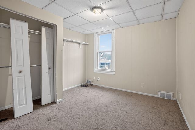 1212 Woodward Ave, Mckees Rocks, PA 15136