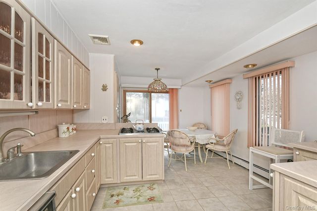 22 Pioneer Boulevard, South Huntington, NY 11746