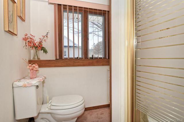 22 Pioneer Boulevard, South Huntington, NY 11746