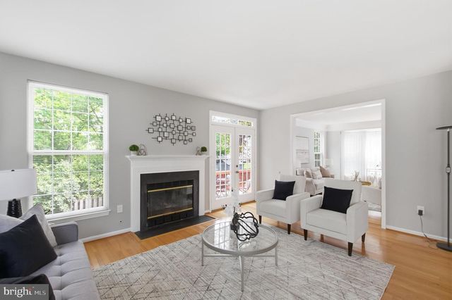 6372 ALDERMAN DR, Alexandria, VA 22315