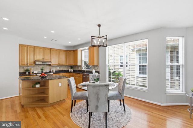 6372 ALDERMAN DR, Alexandria, VA 22315