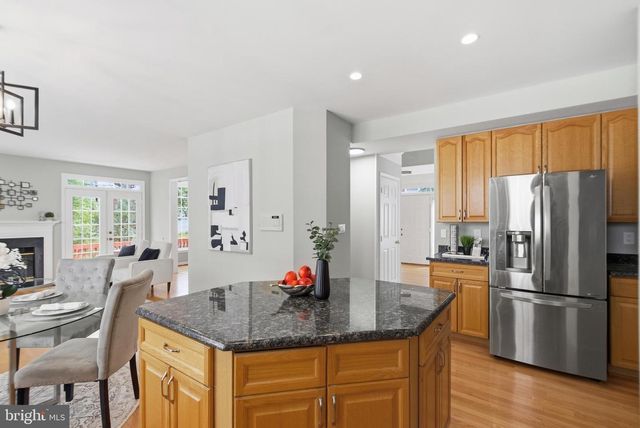 6372 ALDERMAN DR, Alexandria, VA 22315