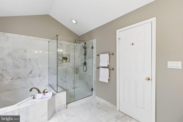 6372 ALDERMAN DR, Alexandria, VA 22315