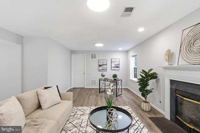 6372 ALDERMAN DR, Alexandria, VA 22315