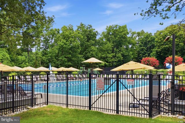 6372 ALDERMAN DR, Alexandria, VA 22315