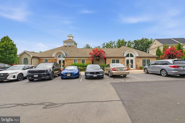 6372 ALDERMAN DR, Alexandria, VA 22315