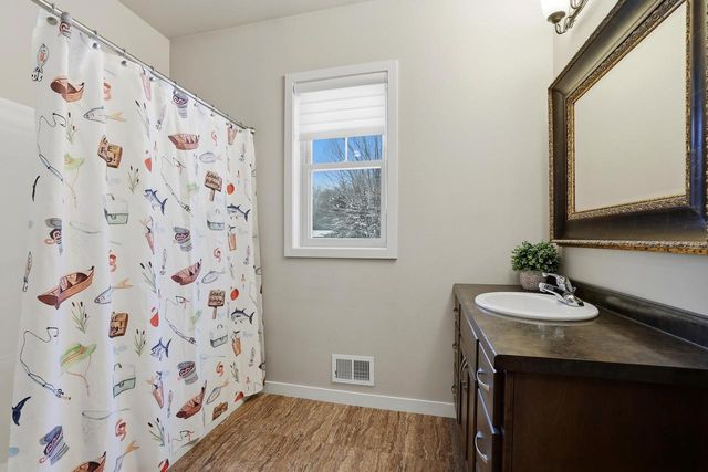 1894 STATELY CONIFER RIDGE, Rosholt, WI 54473