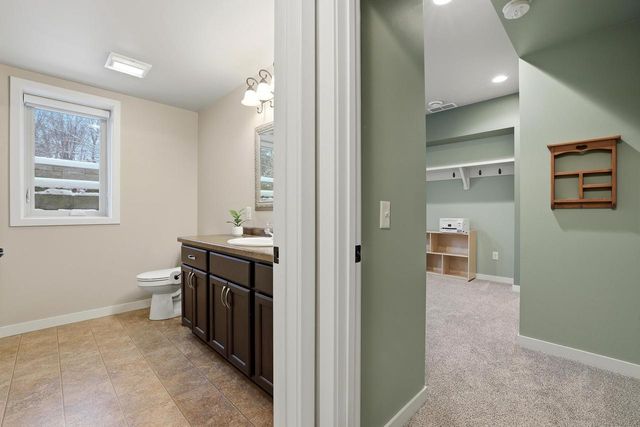 1894 STATELY CONIFER RIDGE, Rosholt, WI 54473