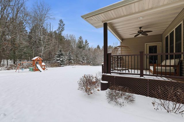 1894 STATELY CONIFER RIDGE, Rosholt, WI 54473