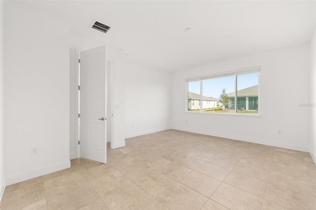 8425 SW 101ST AVENUE, Ocala, FL 34481