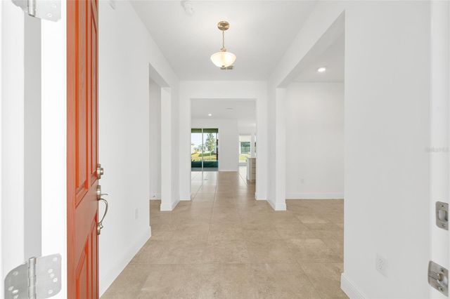 8425 SW 101ST AVENUE, Ocala, FL 34481