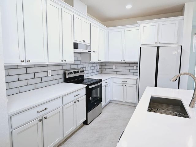 9168 WESTSIDE HILLS DRIVE, Davenport, FL 33896