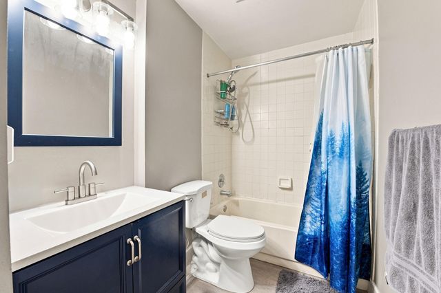 711 FOREST CLUB Drive 119, Wellington, FL 33414
