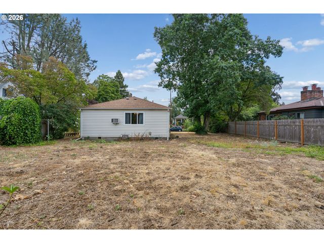 5817 Se FRANCIS St, Portland, OR 97206