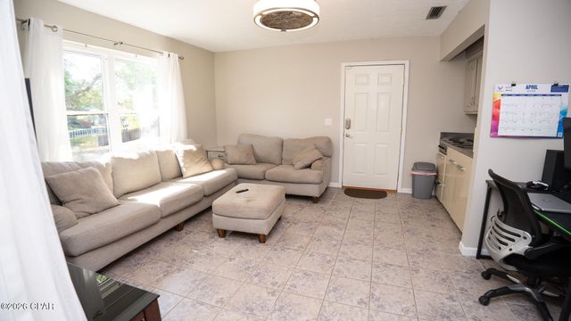 126 Queens Circle, Panama City, FL 32405