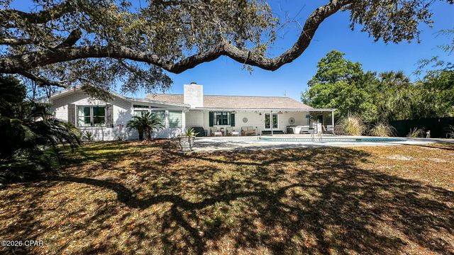 126 Queens Circle, Panama City, FL 32405