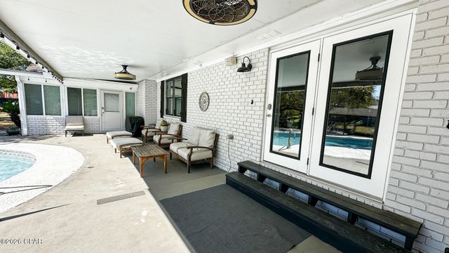 126 Queens Circle, Panama City, FL 32405