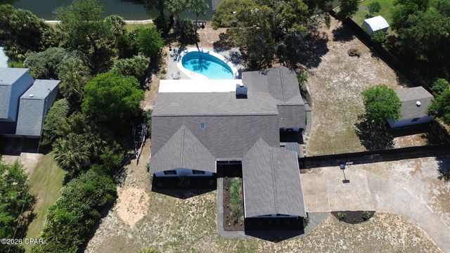 126 Queens Circle, Panama City, FL 32405