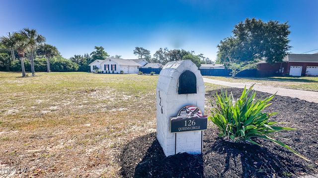 126 Queens Circle, Panama City, FL 32405