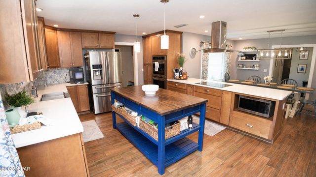 126 Queens Circle, Panama City, FL 32405