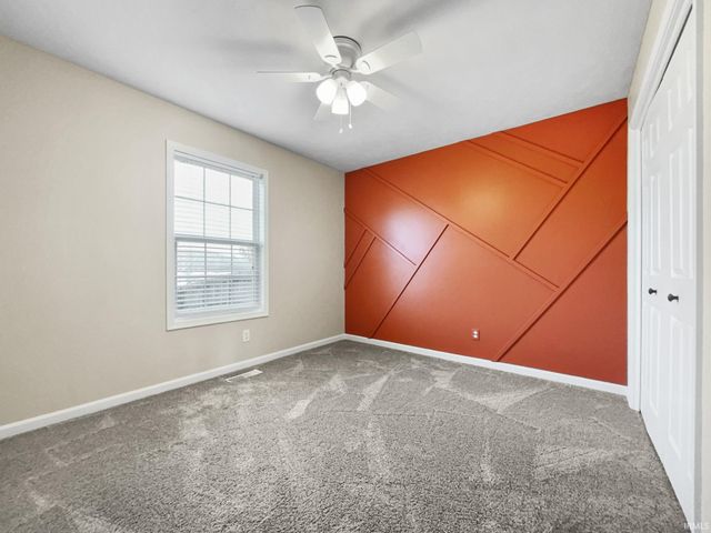 12421 Cold Water Drive, Evansville, IN 47725