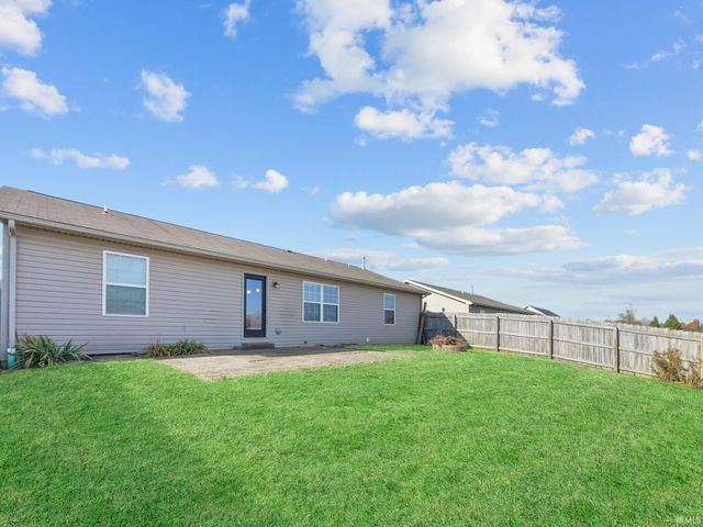 12421 Cold Water Drive, Evansville, IN 47725