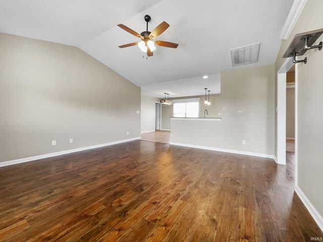 12421 Cold Water Drive, Evansville, IN 47725