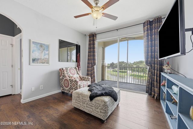 7801 POINT MEADOWS Drive 2303, Jacksonville, FL 32256