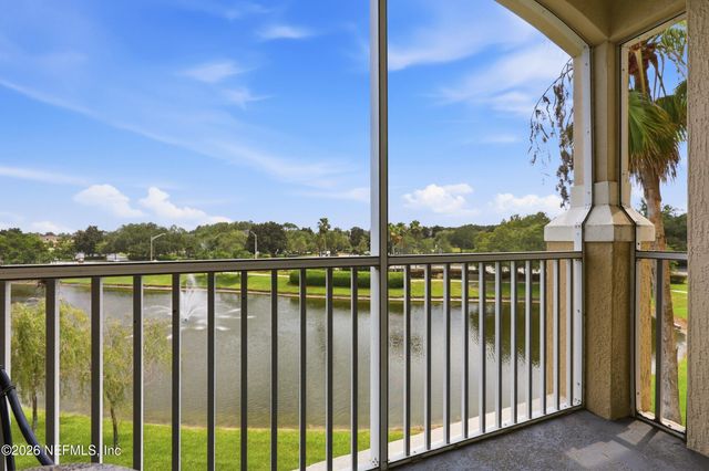 7801 POINT MEADOWS Drive 2303, Jacksonville, FL 32256