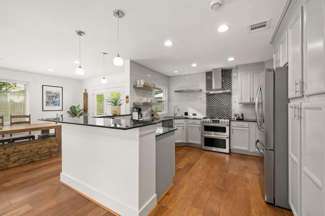 4610 Michaux Street, Houston, TX 77009