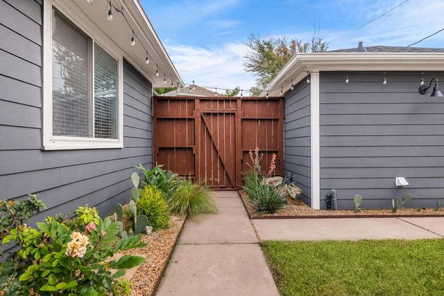 4610 Michaux Street, Houston, TX 77009