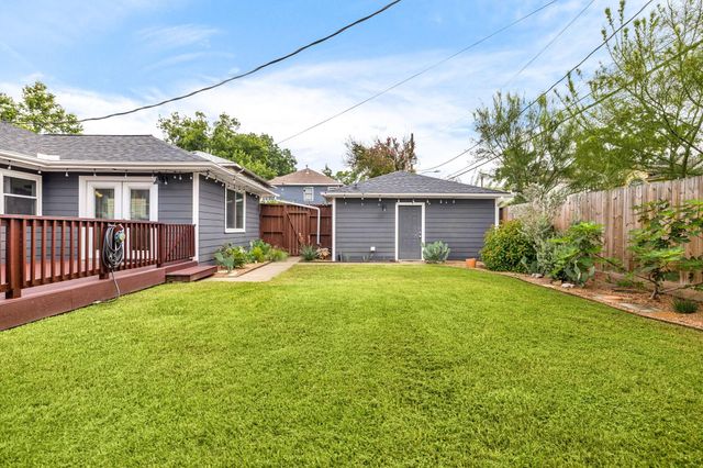 4610 Michaux Street, Houston, TX 77009
