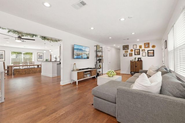 4610 Michaux Street, Houston, TX 77009