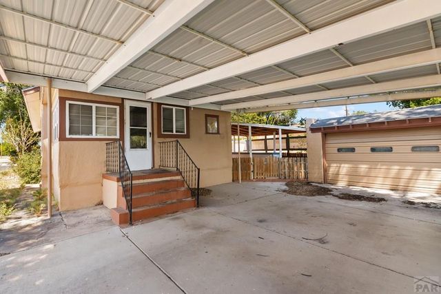 1020 W Arroyo Ave, Pueblo, CO 81004
