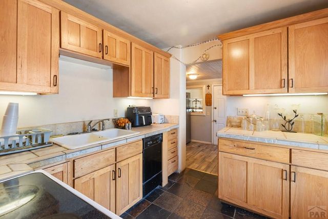 1020 W Arroyo Ave, Pueblo, CO 81004
