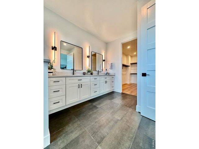 561 Canary Ln, Superior, CO 80027