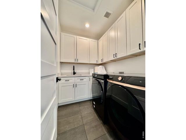 561 Canary Ln, Superior, CO 80027