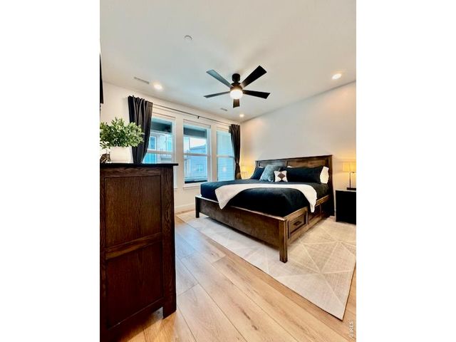 561 Canary Ln, Superior, CO 80027