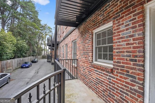 3675 Peachtree Road NE 19, Atlanta, GA 30319