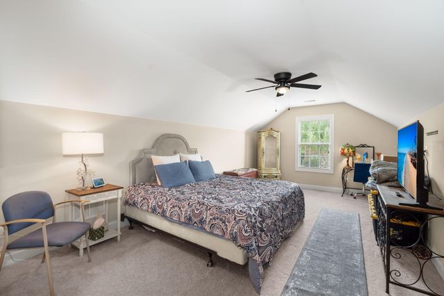 5528 Crescent View Drive, North Charleston, SC 29420