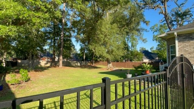 5528 Crescent View Drive, North Charleston, SC 29420