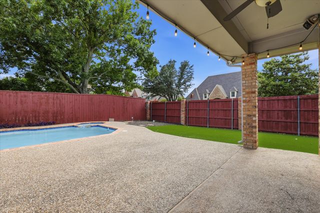2924 Chalfont Lane, Plano, TX 75023